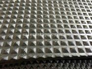 Diamond Gym Rubber Floor Matting Commerical Anti - Slip Pyramid Pattern Rubber Mat