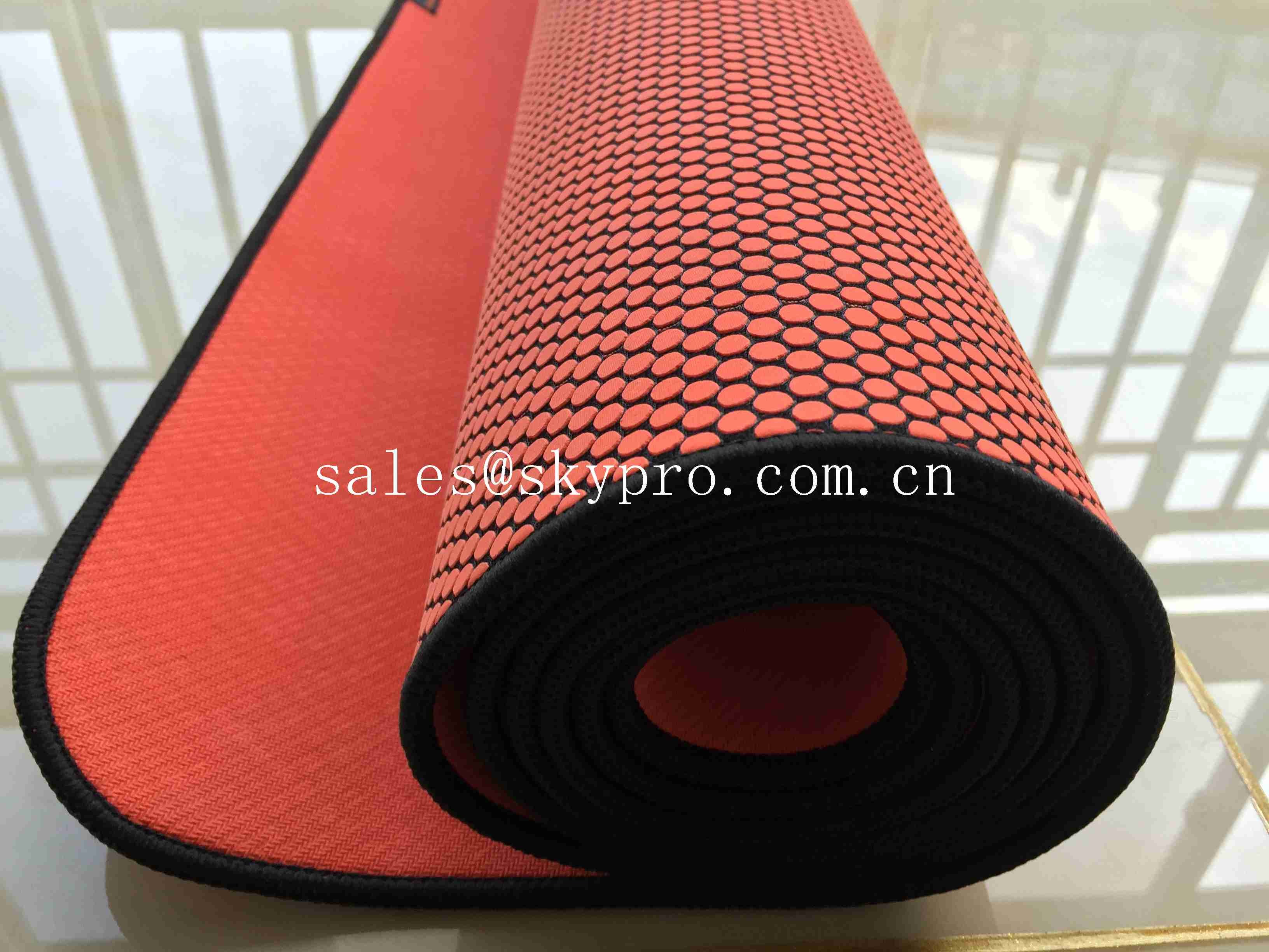 Professional Soft Rubber Big Yoga Mat 3mm 8mm Thickness For Polite