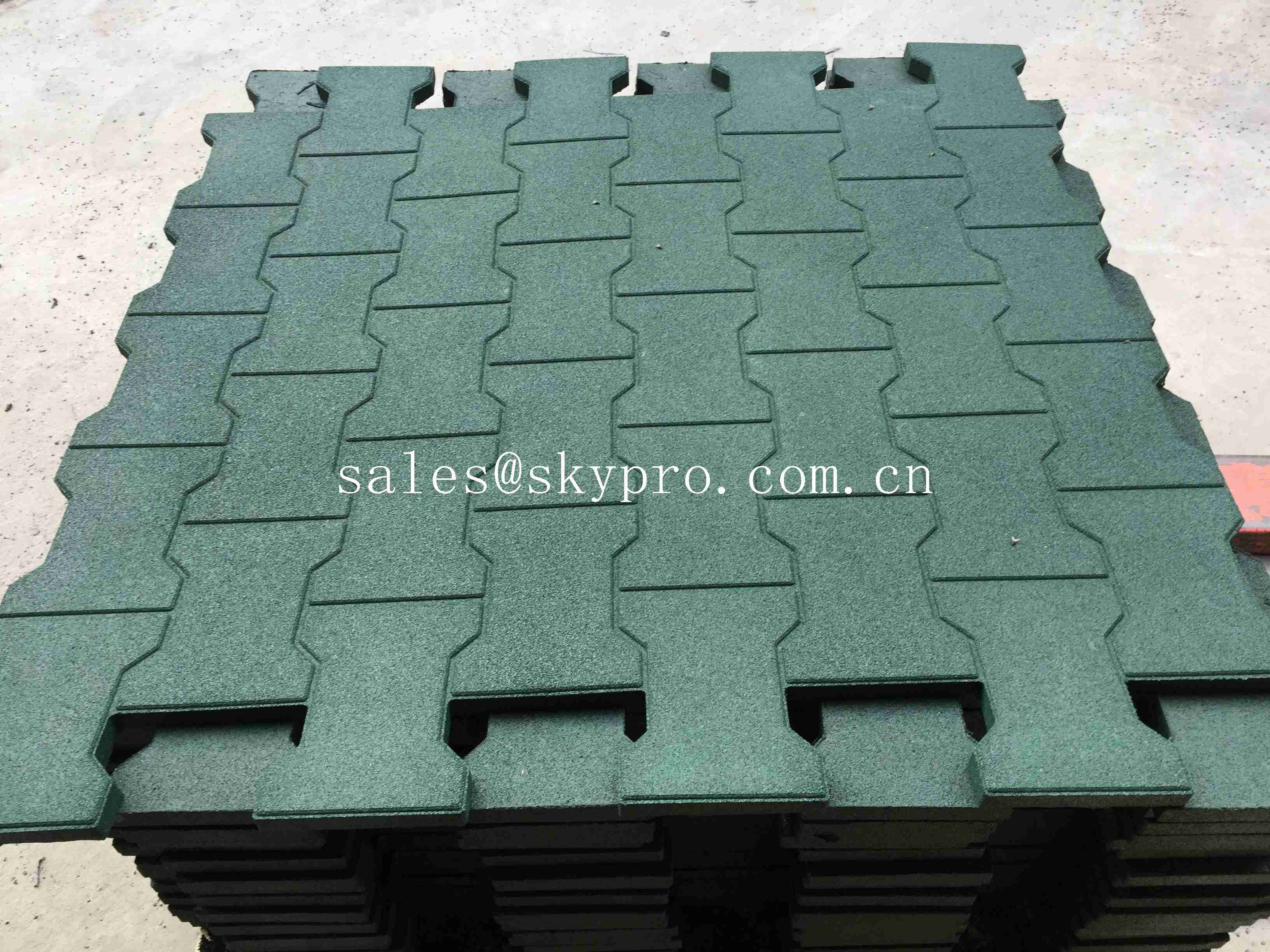 Driveway Rubber Patio Pavers Anti Slip Recycled Rubber