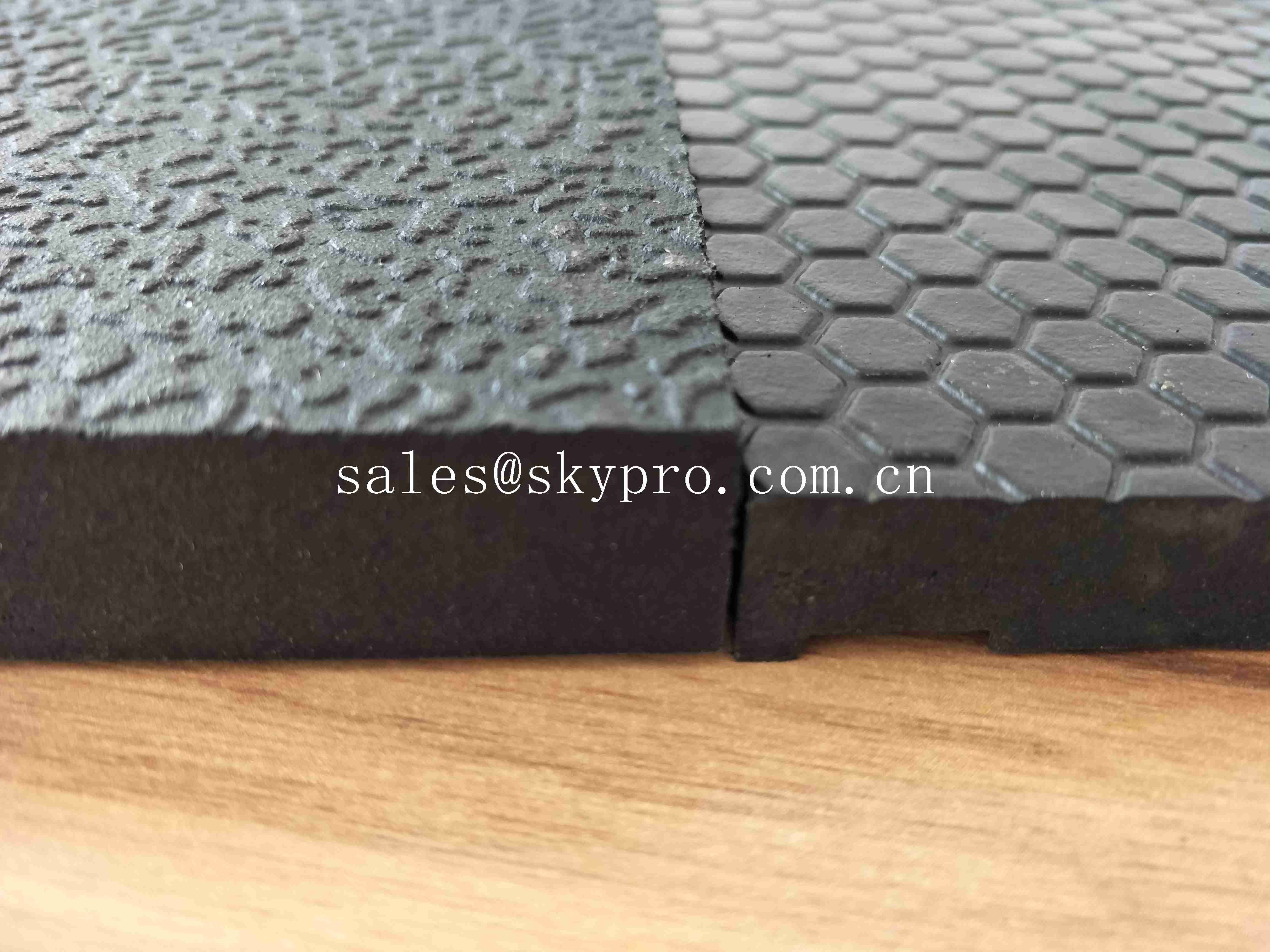 Anti Skid Round Stud Orange Pattern Horse Stable Flooring