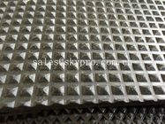 Diamond and pyramid textured rubber car matting anti - skidding garage