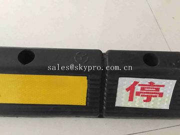 Yellow Striped Molded Rubber Products Wheelstop Parking Lots Garage Car Stop Blocks