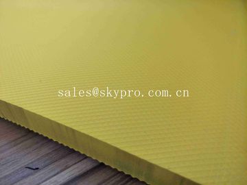 Multi Color Eco - Friendly EVA Foam Sheets With Pattern Skid Resistance