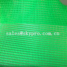 Tear-Resistant Plastic Sheet Fabric Eyelet Woven Green PVC Coated Fabric Plastic Mesh Fabric