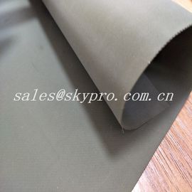 Custom Wear Resistant Hypalon Rubber Sheet Neoprene Fabric Roll , Hardness 68±5