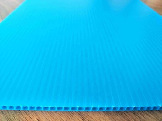 UV-proof Recyclable Waterproof Plastic Sheet Corrugated PP Sheet for Industrial Packaging