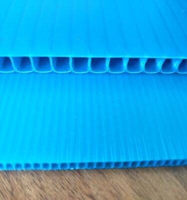 Custom Size Recyclable Waterproof PP Plastic Corrugated Sheet for Box Packaging