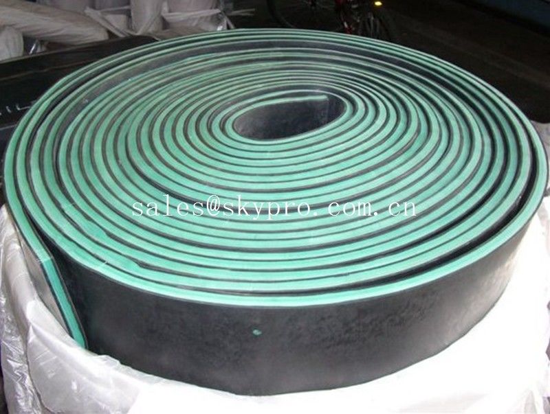 Sandwich black-green-black skirting rubber soft and wear resistant