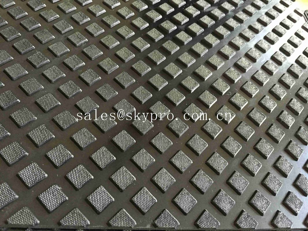 Small Square Pattern One Side Smooth Surface Cow Mat For Farms Rubber Flooring Sheets