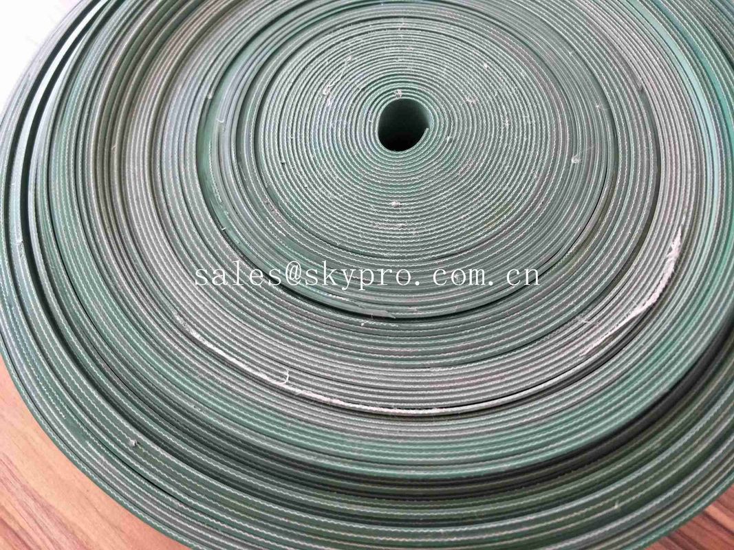 Oil - Proof Green PVC Rubber Conveyor Belt With Cleat Flange Skirt Sidewall